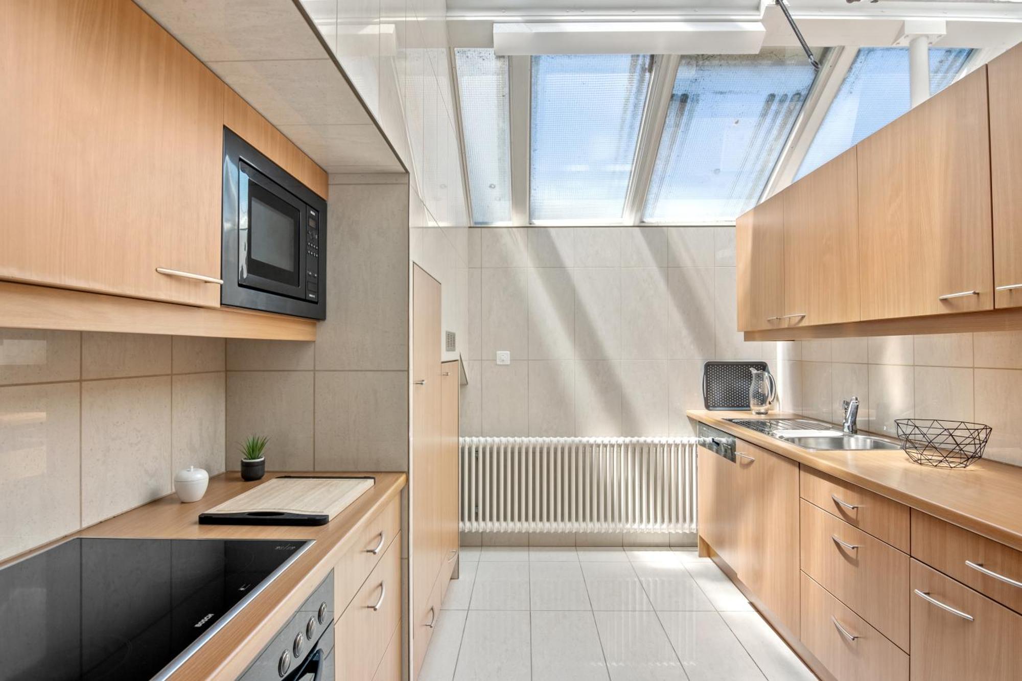 Mole 32 - Self Check In By Homenhancement