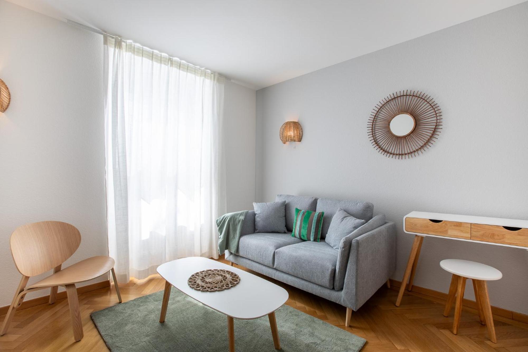 Apartment Mole 32 - Self Check In By Homenhancement Geneva