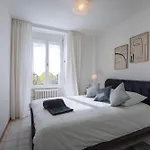 Mole 32 - Self Check In By Homenhancement